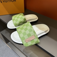 Louis Vuitton Slippers